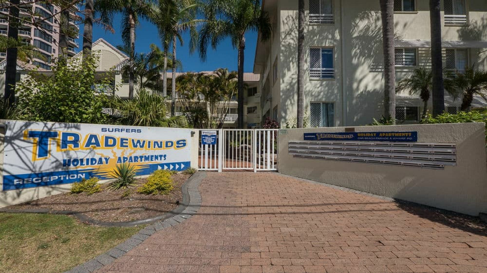Surfers Tradewinds Hotel Gold Coast Buitenkant foto